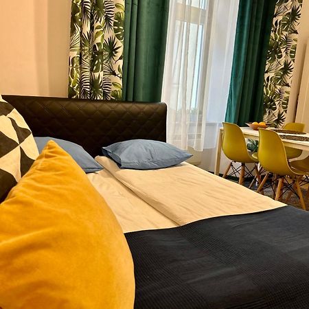 Vintage Senacka Apartaments كراكوفيا المظهر الخارجي الصورة