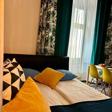 Vintage Senacka Apartaments كراكوفيا المظهر الخارجي الصورة