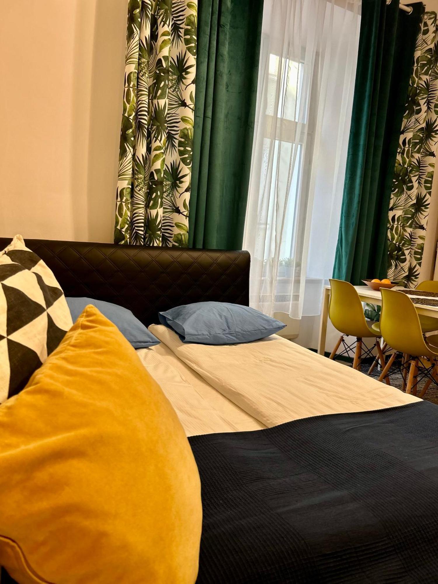Vintage Senacka Apartaments كراكوفيا المظهر الخارجي الصورة